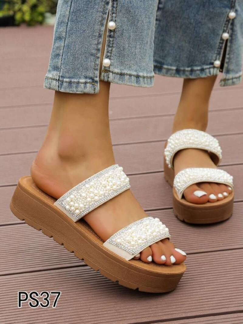 Klapki damskie Roz 36-41 / 12 par 1